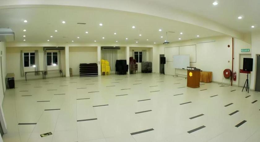 Cukai View Hotel Chukai Экстерьер фото